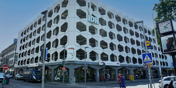 Parking garage at Carlsplatz